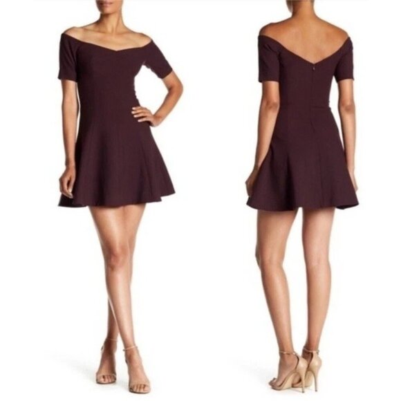 Cinq a Sept Woman's Sz 6 Kenna Off The Shoulder Burgundy Fit & Flare Dress NWT - Picture 1 of 10